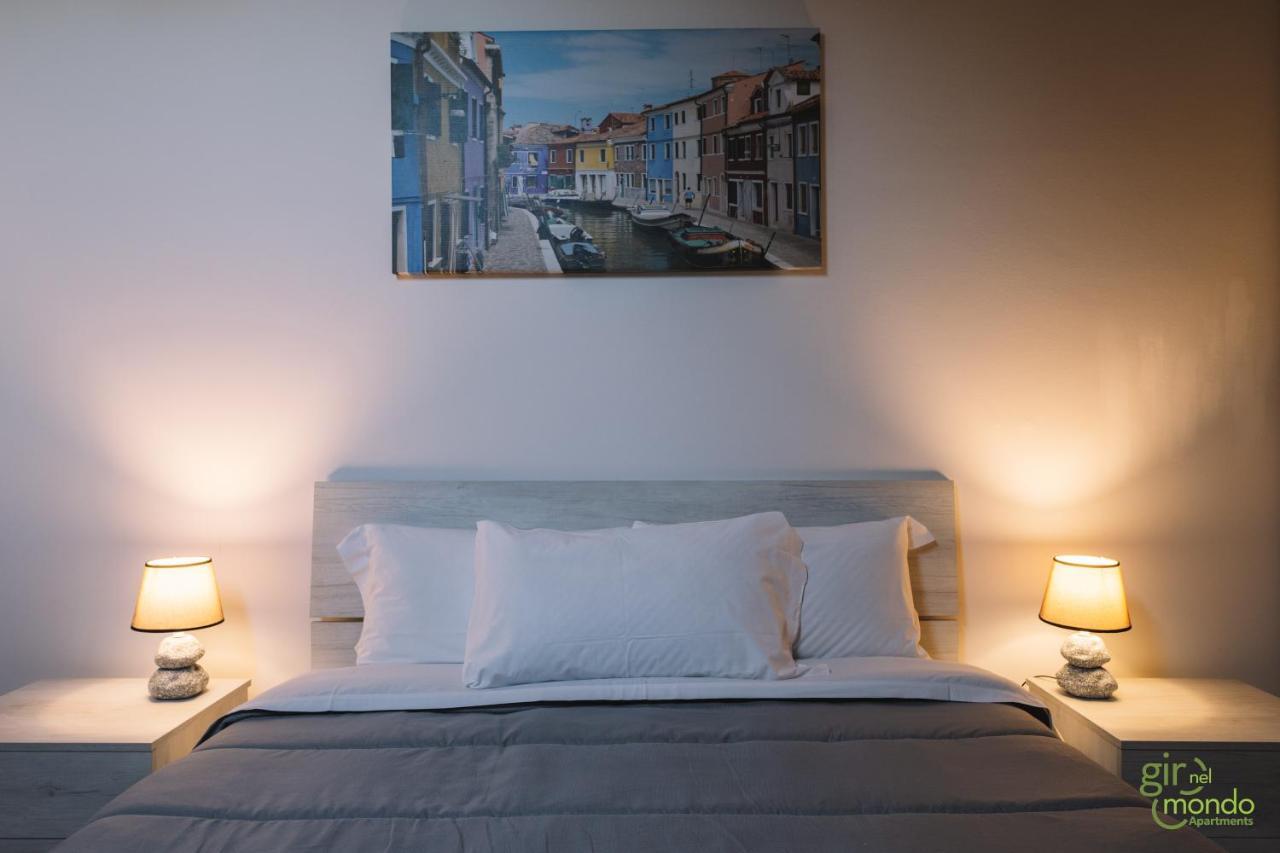 Giro Nel Mondo Apartments Catania Kültér fotó