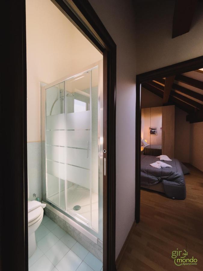 Giro Nel Mondo Apartments Catania Kültér fotó